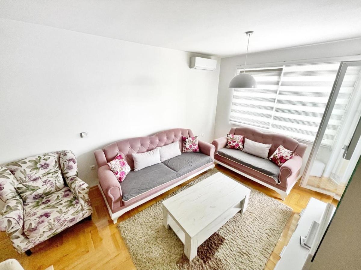 Simanic Appartment 塞拉耶佛 外观 照片