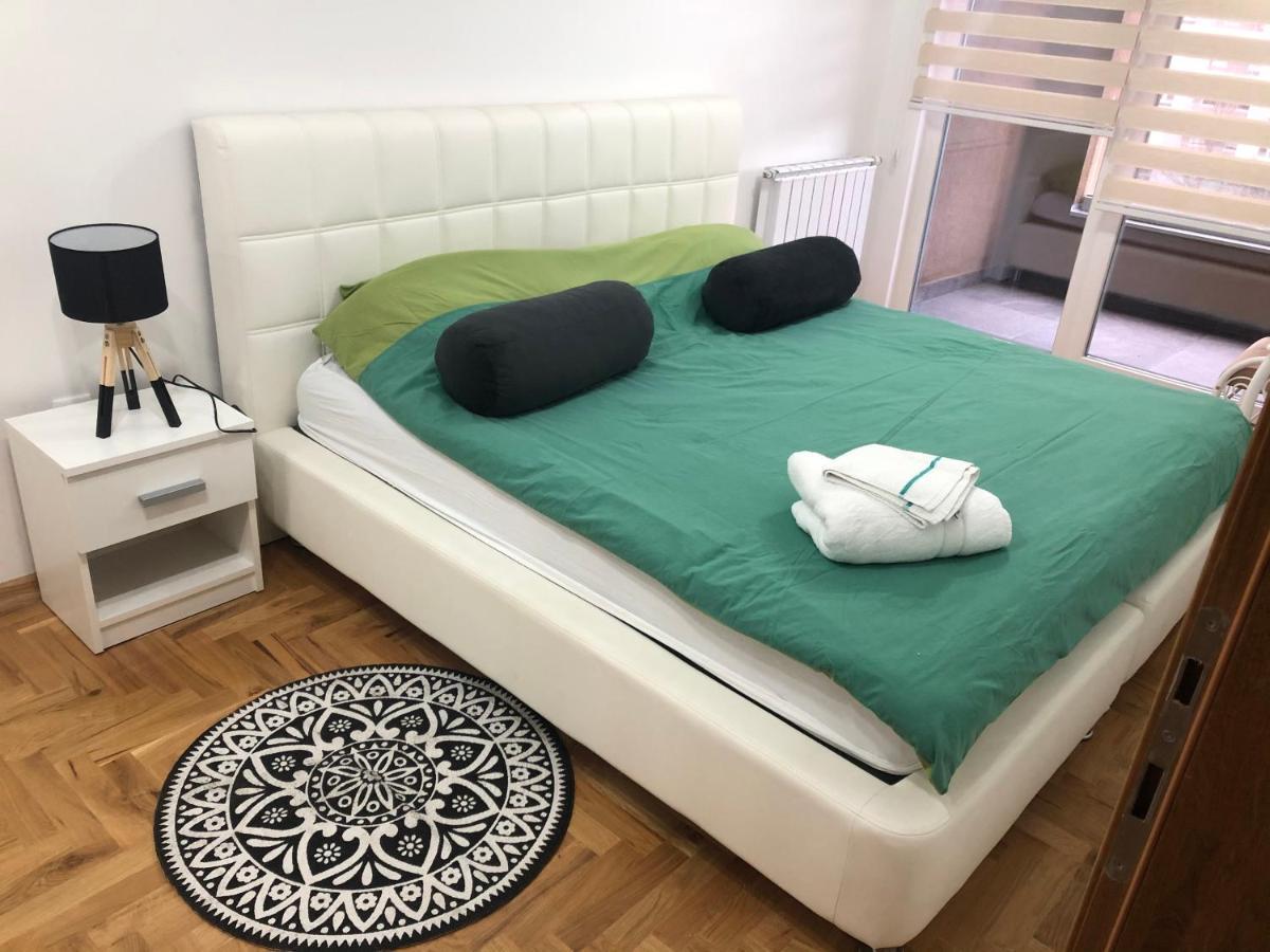 Simanic Appartment 塞拉耶佛 外观 照片